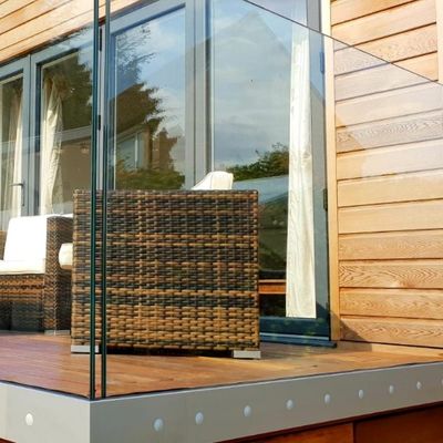 Glasgeländer ohne Rahmen 4+4mm 5+5mm 6+6mm 8+8mm Gehärtetes Glas Außengeländer ohne Rahmen Glas Treppenbalustrade leicht anpassbar