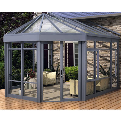 Außenglas Sonnenzimmer Laminiertes Gehärtetes Glas Gekrümmtes Dach Sonnenzimmer Aluminiumrahmen geneigtes Dach Aluminium und Glas Gewächshaus