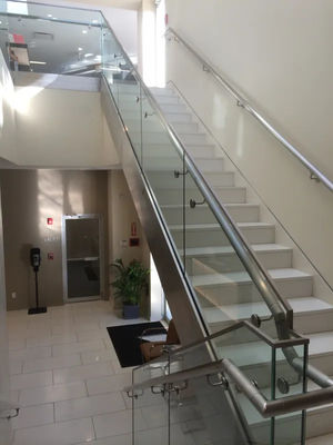 10/5+5 MM Gehärtetes laminiertes Glas für Treppenglas mit Handgriffe und zugehörigem Zubehör